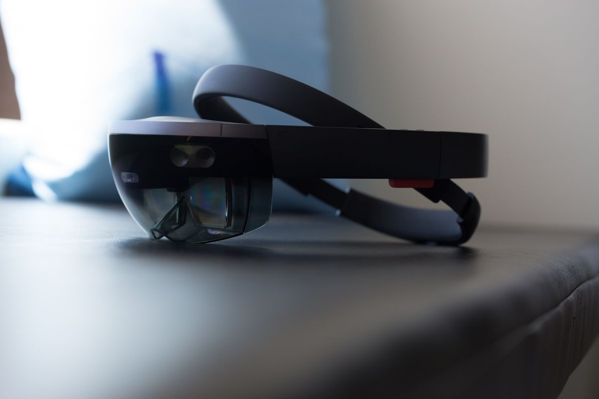 Imagem de: Teaser de HoloLens 2 está no ar; lançamento acontece em 24 de fevereiro