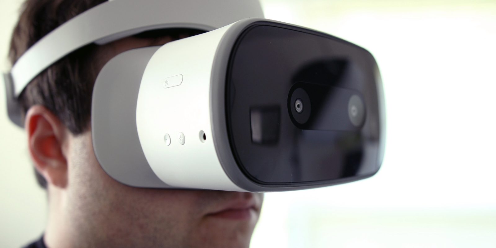 Imagem de: Lenovo vai pagar direitos para a Sony para vender cópia do PlayStation VR