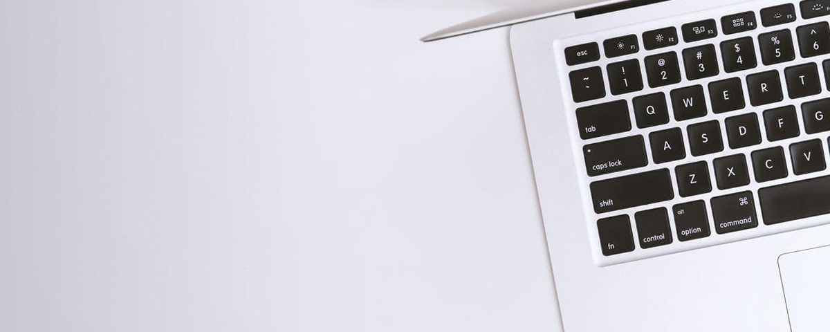 Imagem de: Membrana de silicone nos MacBooks ajuda a evitar que as teclas travem